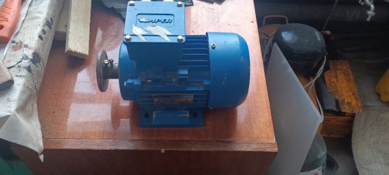 Продам Асинхронные двигатели АИР 63А2 у2    0.37 квт,  2755 оборот. 1
