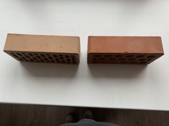 Продам облицовочный кирпич двух цветов. 1